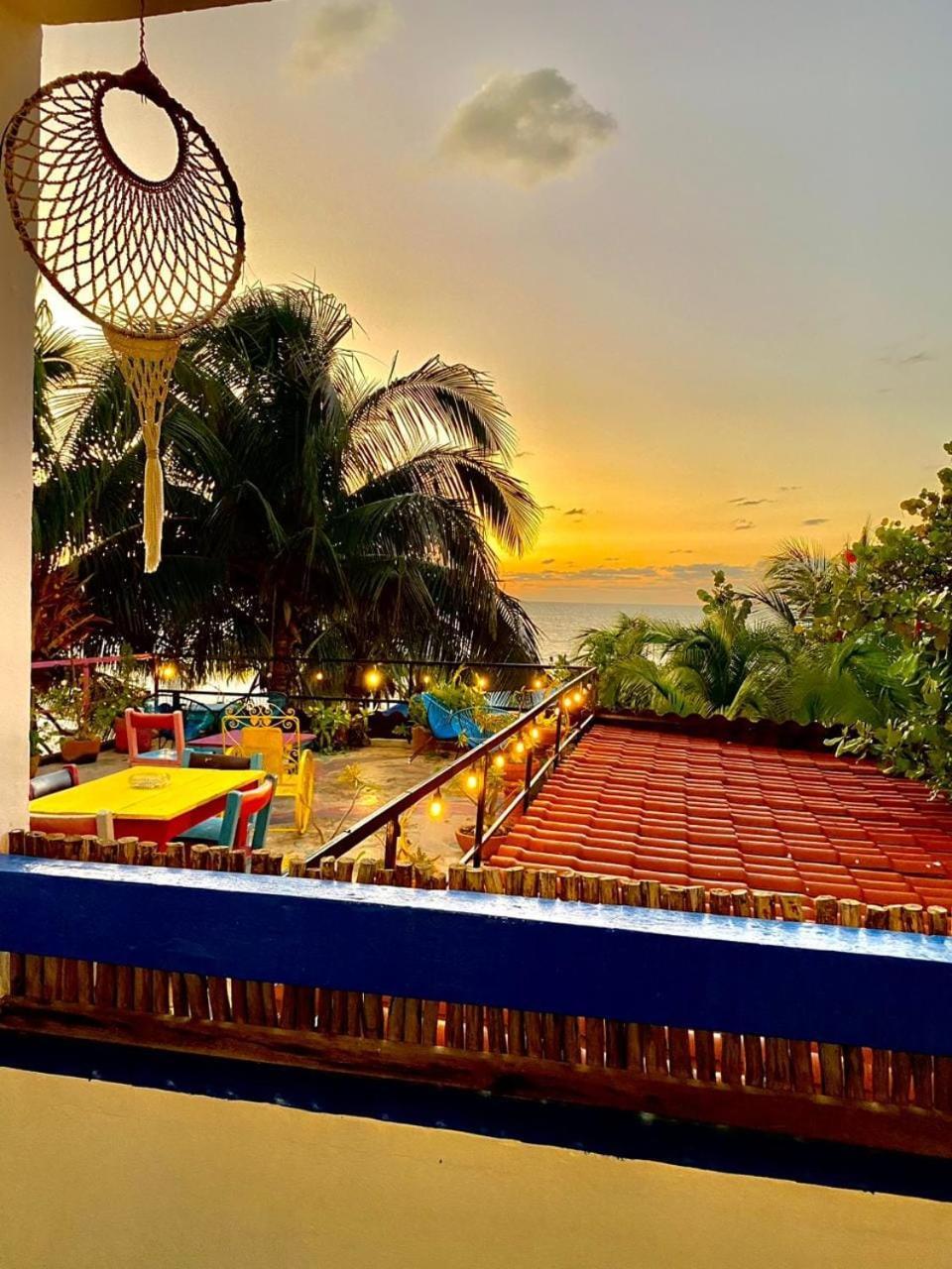 Hotel Gutierrez Celestun Extérieur photo