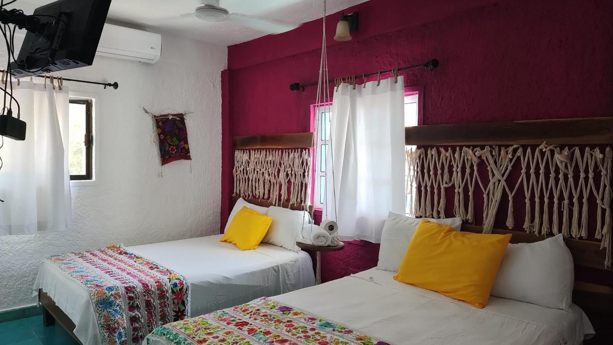Hotel Gutierrez Celestun Extérieur photo